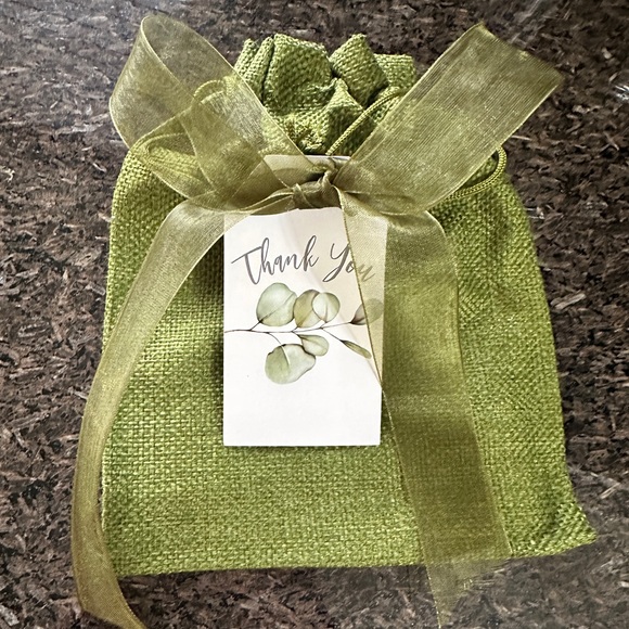 Shimmering Gold and Black Geo patterned beaded tassel earrings. New. - Picture 9 of 9